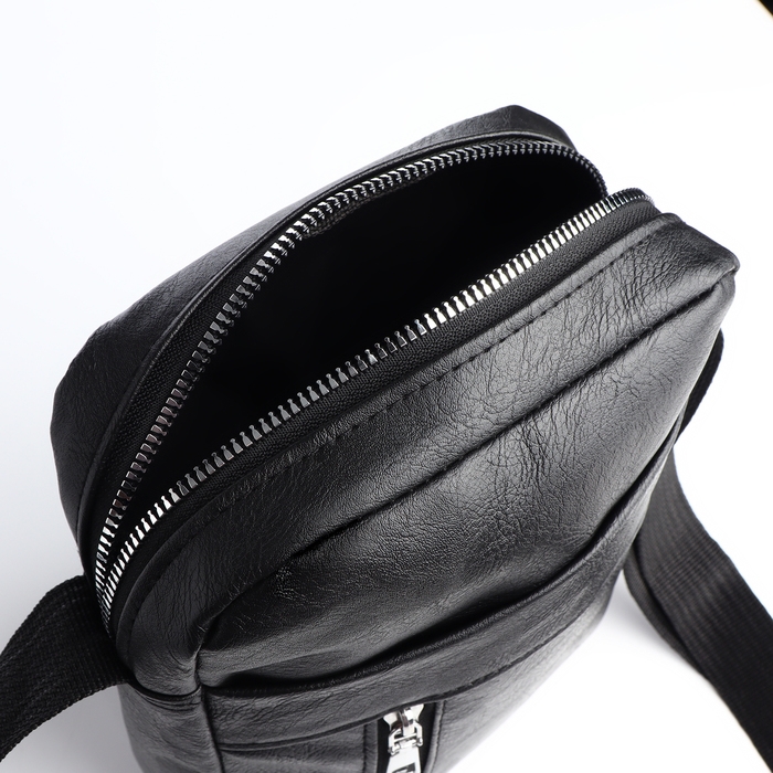Сумка мужская на молнии, цвет чёрный Сумка мужская на молнии, цвет чёрный