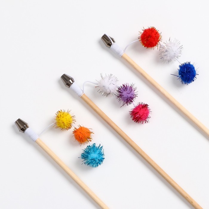 Дразнилка - удочка  Дразнилка - удочка " Гусеница" на деревянной палочке, микс цветов