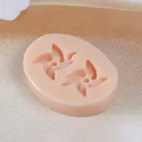 Молд силикон "Ветерок" 2,5х2,7х0,5 см Молд силикон "Ветерок" 2,5х2,7х0,5 см