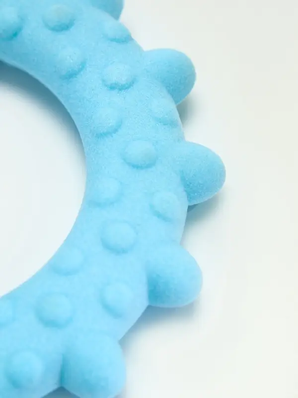 Плавающая игрушка для собак Пижон Premium &laquo;Кольцо с шипами&raquo;, 8 см, вспененный TPR, голубая