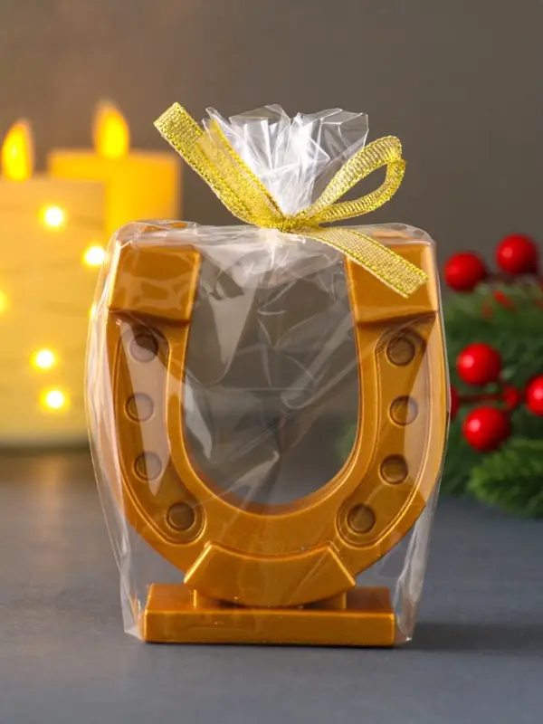 Декоративная свеча "Золотая подкова", 85 г