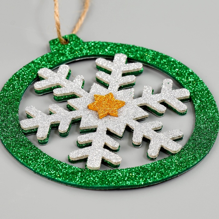 Украшение новогоднее из EVA  Украшение новогоднее из EVA "Ёлочная игрушка" на клеевой основе