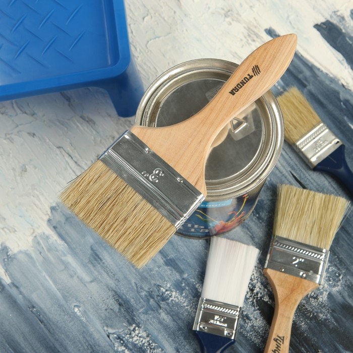 Кисть плоская ТУНДРА, смешанная щетина, деревянная рукоятка, 3 Кисть плоская ТУНДРА, смешанная щетина, деревянная рукоятка, 3", 75 мм