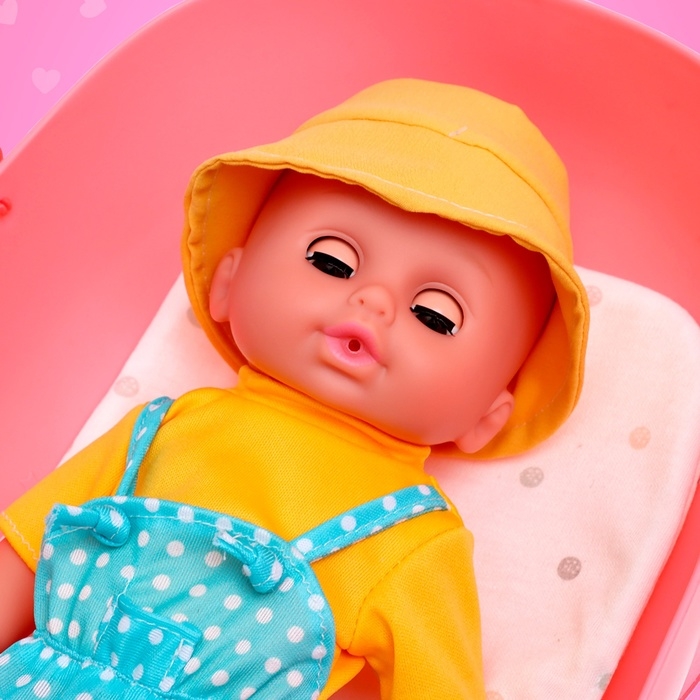 Пупс функциональный «Тёма», пьёт, писает, с набором аксессуаров Пупс функциональный «Тёма», пьёт, писает, с набором аксессуаров