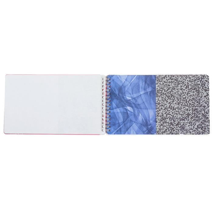 Книга с наклейками и трафаретами «Альбом дизайнера. Модный показ»