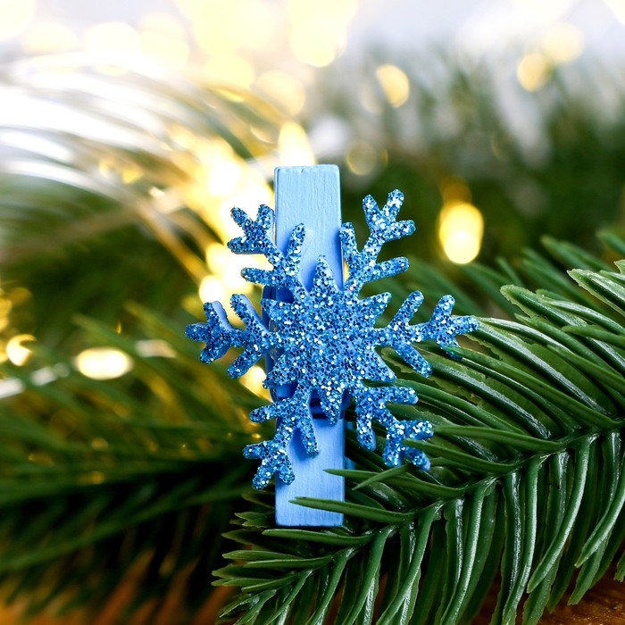 Прищепки для декора «Снежинки» голубые, 6 шт.