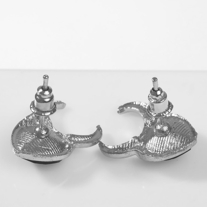 Серьги эмаль «Дьяволёнок» сердце, цвет чёрный в серебре Серьги эмаль «Дьяволёнок» сердце, цвет чёрный в серебре