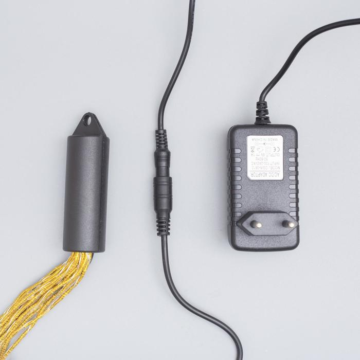 Гирлянда «Конский хвост» 15 нитей по 2 м, IP20, золотистая нить, 300 LED, свечение мульти, 220 В Гирлянда «Конский хвост» 15 нитей по 2 м, IP20, золотистая нить, 300 LED, свечение мульти, 220 В