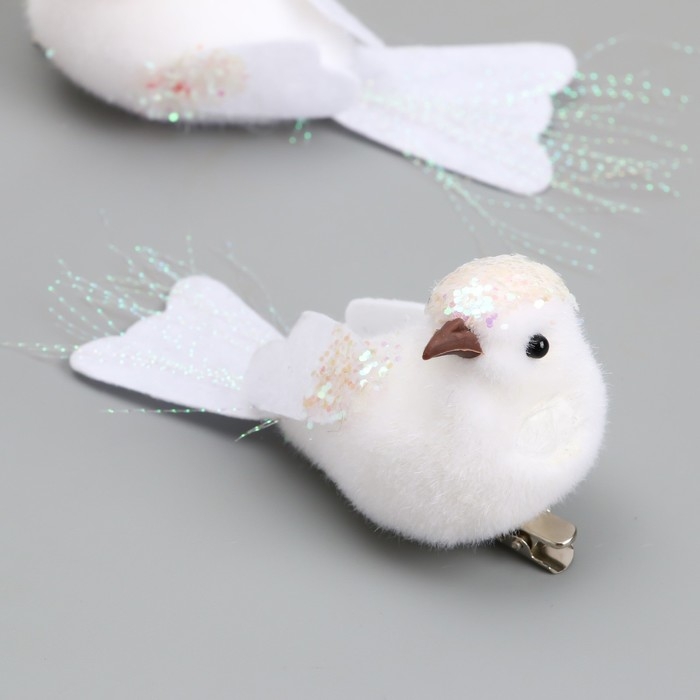Пушистики на прищепке набор 2 шт Пушистики на прищепке набор 2 шт "Пара голубков с блестками на голове" белые 3,5х4,5х10 см
