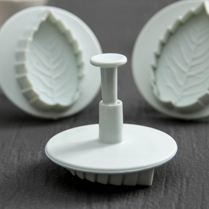 Набор плунжеров кондитерских Доляна «Лист большой», 3 шт Набор плунжеров кондитерских Доляна «Лист большой», 3 шт