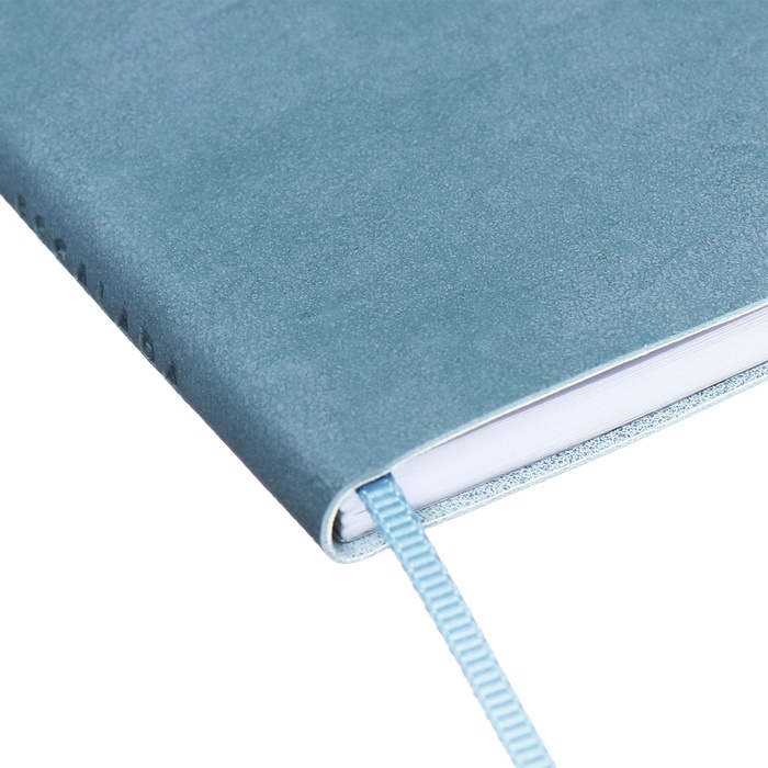 Еженедельник датир 2025г 175х95мм мягк обл иск кож 64л ESCALADA, бл тис, бл 70 г/м²,синий Еженедельник датир 2025г 175х95мм мягк обл иск кож 64л ESCALADA, бл тис, бл 70 г/м²,синий