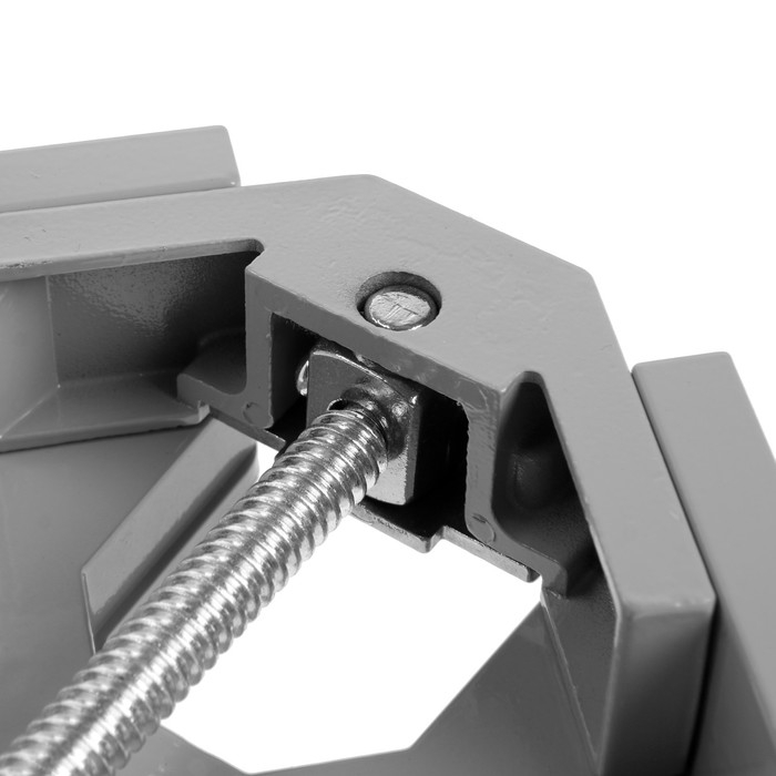 Струбцина угловая ТУНДРА, металлическая, один зажим, 68 мм Струбцина угловая ТУНДРА, металлическая, один зажим, 68 мм