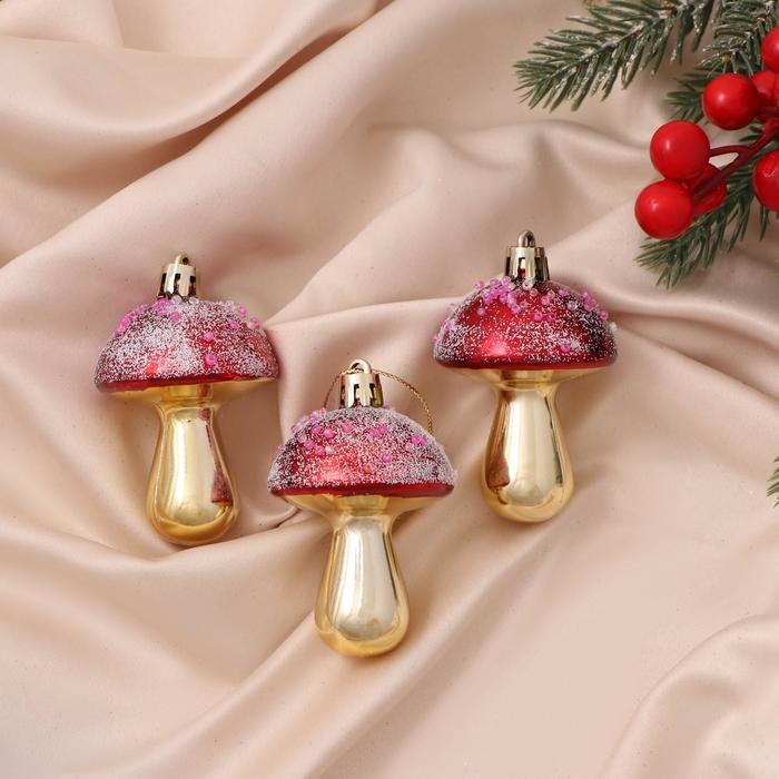Украшение ёлочное Украшение ёлочное "Праздничные грибочки" (набор 3 шт) 4,5х6 см, золотисто-красный