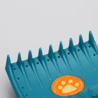 Щётка - пуходёрка большая, основание 68&times;48 мм, мягкая с каплями, бирюзовая
