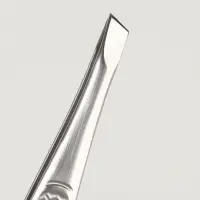 Пинцет &laquo;Premium&raquo; скошенный, узкий, 9 см, серебристый