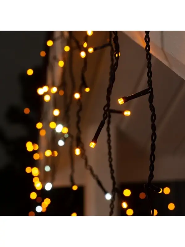 Гирлянда &laquo;Бахрома&raquo; 3&times;0.6 м, IP44, УМС, тёмная нить, 160 LED, свечение жёлтое, мерцание белым, 220 В