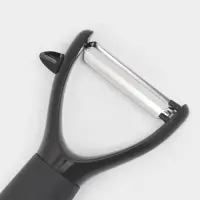 Овощечистка Magistro &laquo;Базальт&raquo;, 17.5&times;6.5&times;2.5 см, нержавеющая сталь, чёрная