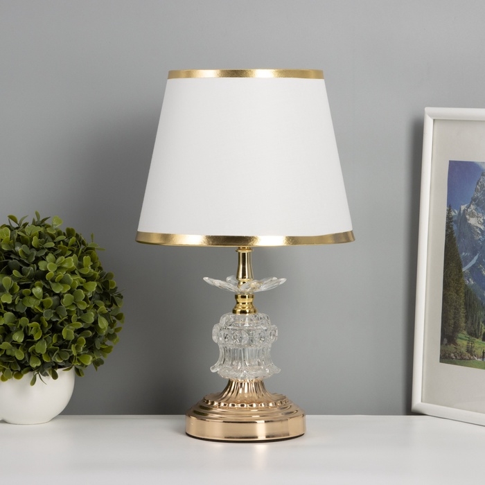 Лампа настольная Лампа настольная "Стилизация" 1х40Вт Е27+подсветка LED 5Вт золото 21х21х36см