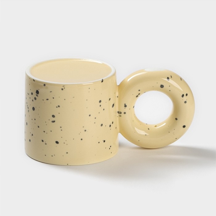 Кружка керамическая «Бублик», 300 мл, цвет жёлтый Кружка керамическая «Бублик», 300 мл, цвет жёлтый