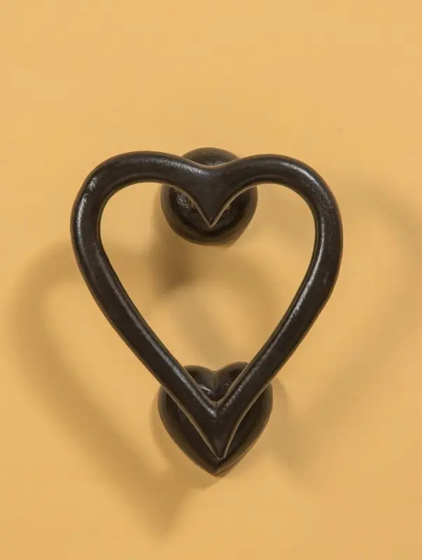 Дверной молоток "Сердце" 12х11 см