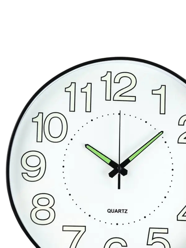 Часы настенные интерьерные &laquo;Классика&raquo;, плавный ход, светящиеся, d=35 см