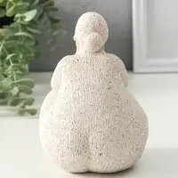 Сувенир полистоун "Пышечка. Удивление" белый песок 11,5х11х16см Сувенир полистоун "Пышечка. Удивление" белый песок 11,5х11х16см