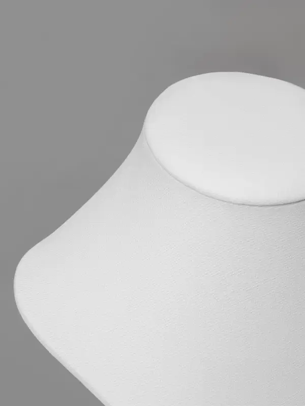 Бюст для украшений QF, 17.5&times;15&times;23 см, h=23 см, белый