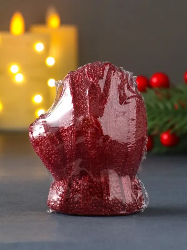 Свеча "Варежка", лак красный