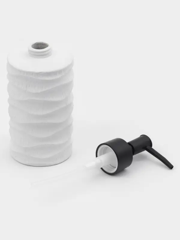 Дозатор для жидкого мыла Дозатор для жидкого мыла "Волны", цвет белый