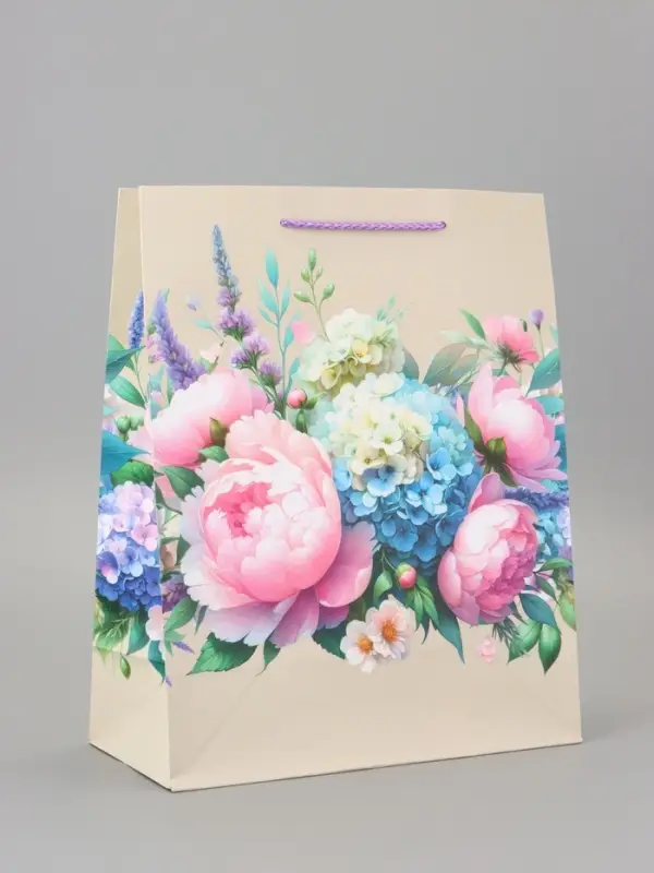 Пакет подарочный ламинированный «Красота и нежность» 26×12×32 см Пакет подарочный ламинированный «Красота и нежность» 26×12×32 см