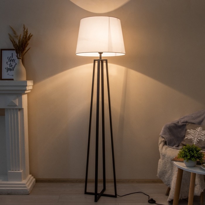 Торшер 19084/1 E27 40Вт черный 40х40х170 см