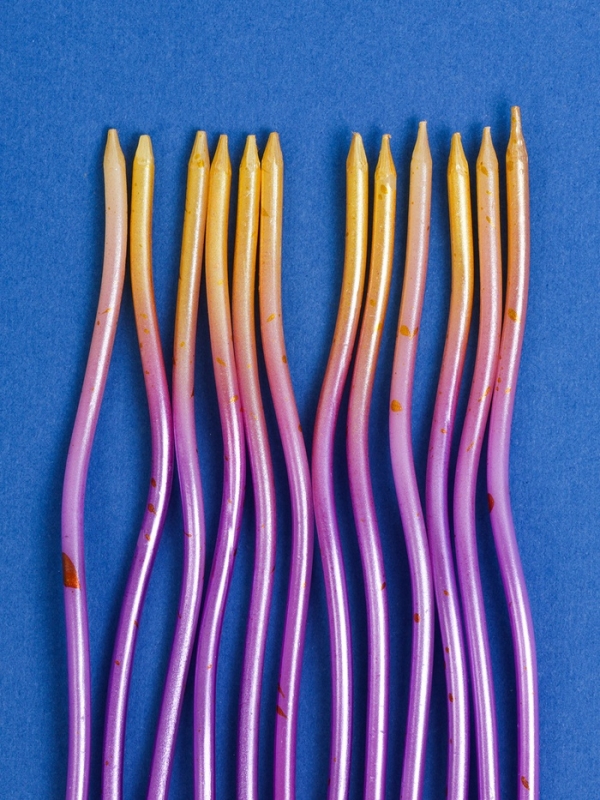 Свечи для торта Свечи для торта "Серпантин", 12 шт, градиент золотой и фиолетовый