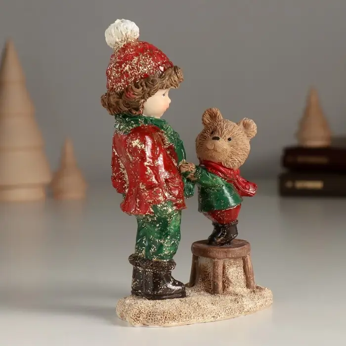Фигурка полистоун &laquo;Малыш с мишкой&raquo;, 8.5&times;5&times;13 см
