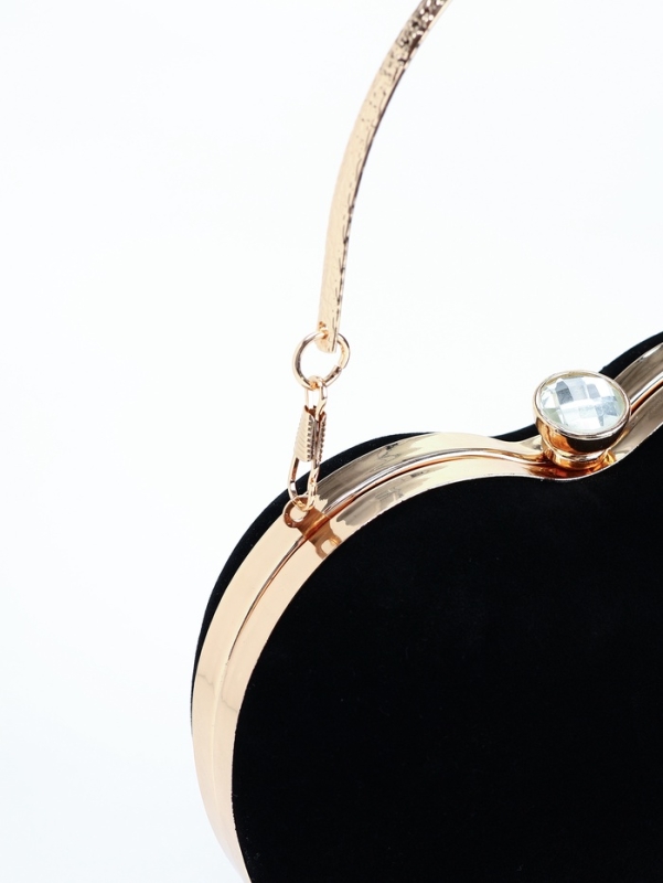 Сумка жен, 18*9*20, отд на фермуаре, цепь, текстиль, сердце, черный