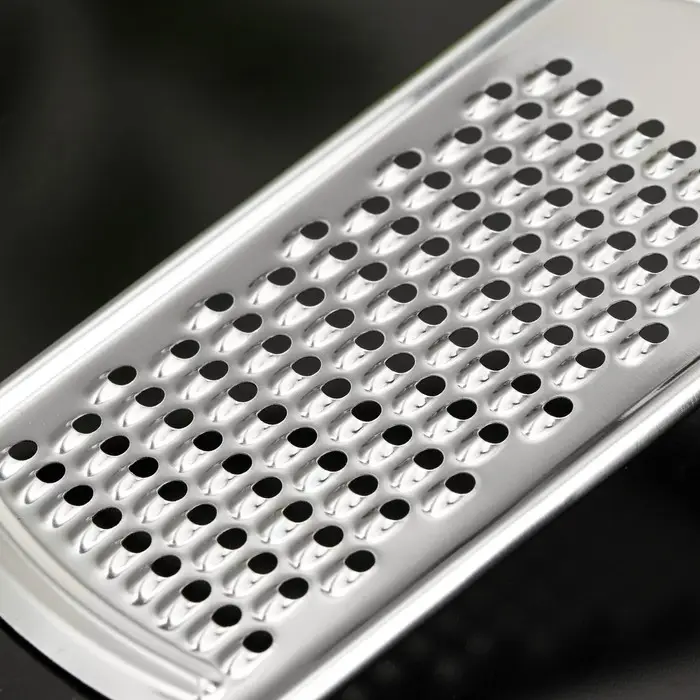 Тёрка для сыра мелкая Доляна «Валдай», рабочая часть 11,5×5,8 см, нержавеющая сталь, цвет коричневый