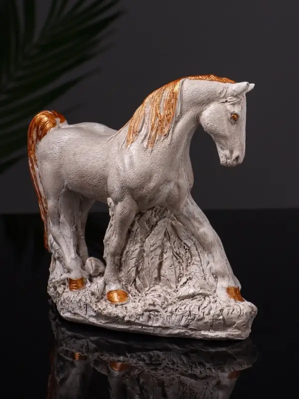 Фигурка гипс &laquo;Конь Граф&raquo;, 12&times;16&times;6 см, бежевая