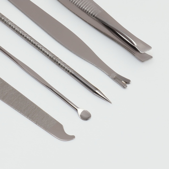 Набор маникюрный, 8 предметов, в пластиковом футляре, цвет сиреневый Набор маникюрный, 8 предметов, в пластиковом футляре, цвет сиреневый