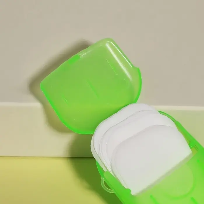 Мыло листовое, в пластинах, 18 (± 2) шт., в футляре, зелёное