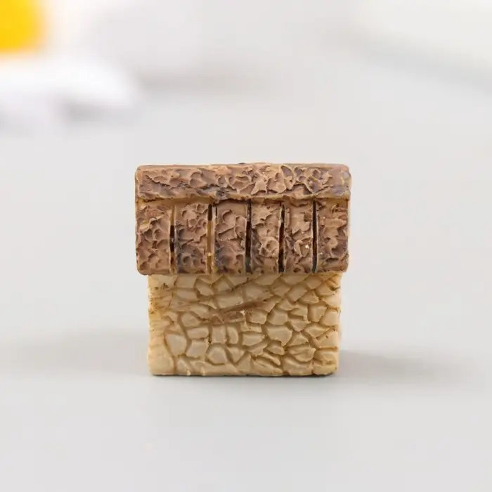 Фигурка для флорариума полистоун «Хижина», 2×1.5×2 см, МИКС Фигурка для флорариума полистоун «Хижина», 2×1.5×2 см, МИКС