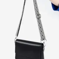 Ручка для сумки &laquo;Орнамент&raquo;, стропа, 135&plusmn;3&times;3.8 см, чёрная, белая