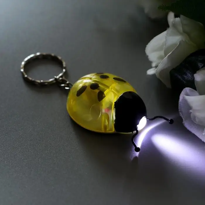 Фонарик брелок для ключей на кольце «Божья коровка», МИКС
