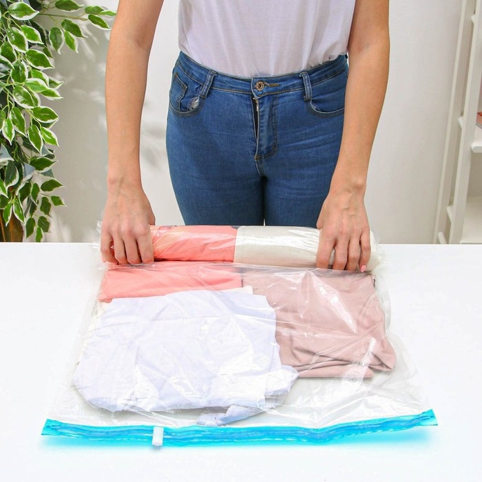 Вакуумный пакет скручивающийся дорожный 35×50 см, цвет МИКС Вакуумный пакет скручивающийся дорожный 35×50 см, цвет МИКС