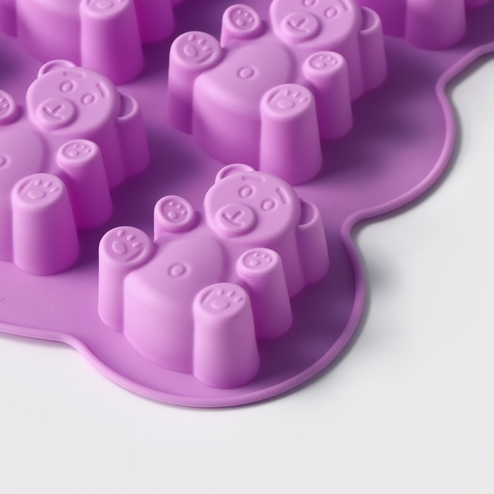 Форма для выпечки Доляна «Мишка», силикон, 27×24 см, 7 ячеек, цвет сиреневый Форма для выпечки Доляна «Мишка», силикон, 27×24 см, 7 ячеек, цвет сиреневый