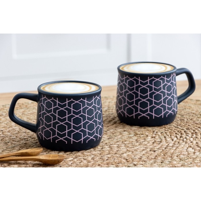 Кружка керамическая «Геометрия», 380 мл, цвет синий Кружка керамическая «Геометрия», 380 мл, цвет синий