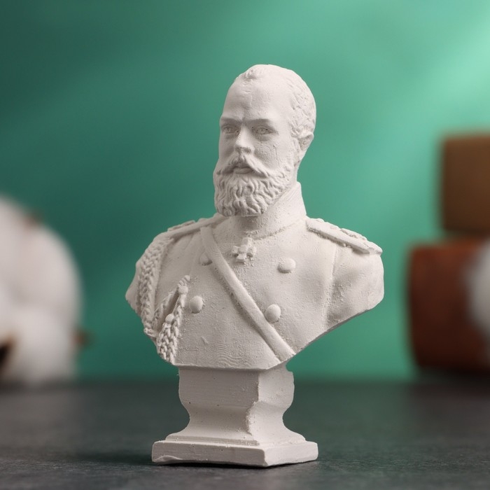 Бюст  Бюст "Император Александр III" белый, 4,5х2,5х6,5см