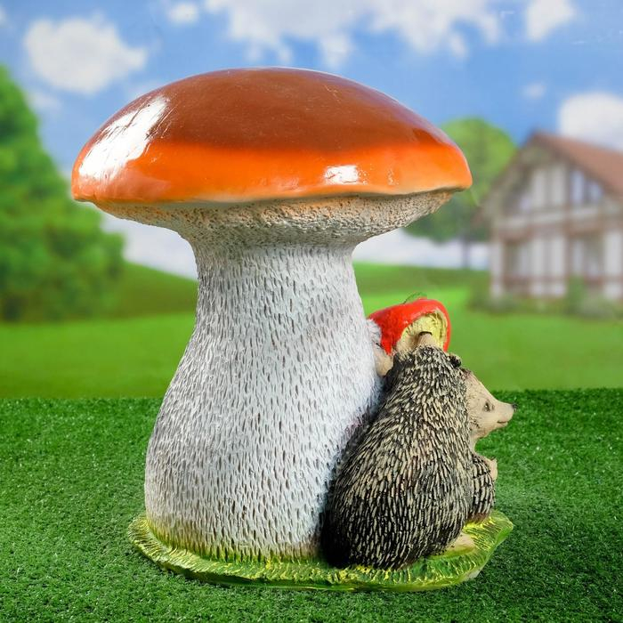 Садовая фигура  Садовая фигура "Гриб белый с ежами и яблоком" средний 30х30х37см