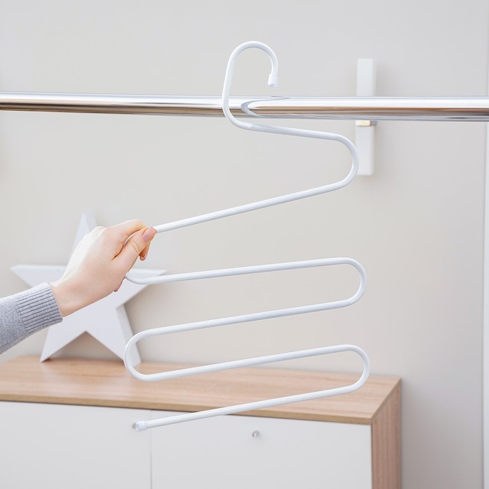 Вешалка для брюк и юбок «Змейка», 29,5×35 см, цвет МИКС Вешалка для брюк и юбок «Змейка», 29,5×35 см, цвет МИКС