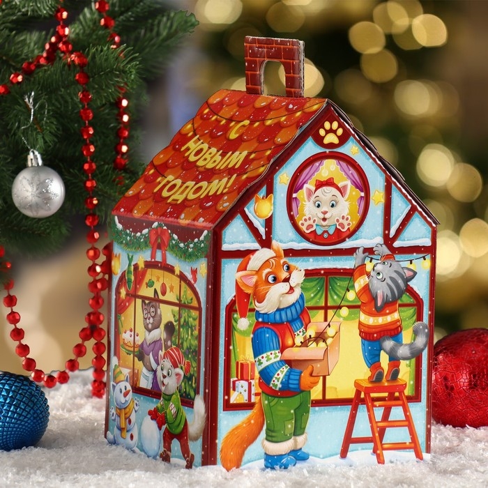 Новый год. Подарочная коробка Новый год. Подарочная коробка "Дружная семейка", 17 х 14,5 х 24,5 см.