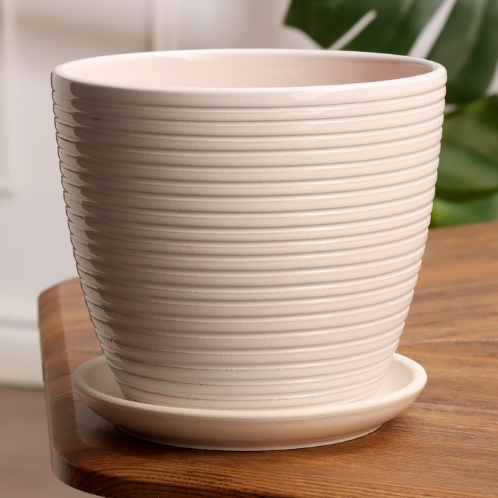 Горшок цветочный Спираль белый крокус №3, 2,3 л, d - 17,7 см Горшок цветочный Спираль белый крокус №3, 2,3 л, d - 17,7 см