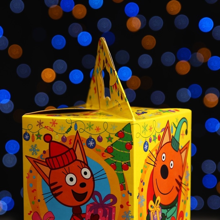 Новый год. Коробка подарочная складная Новый год. Коробка подарочная складная "Три кота" 11 х 11 х 17,2 см.